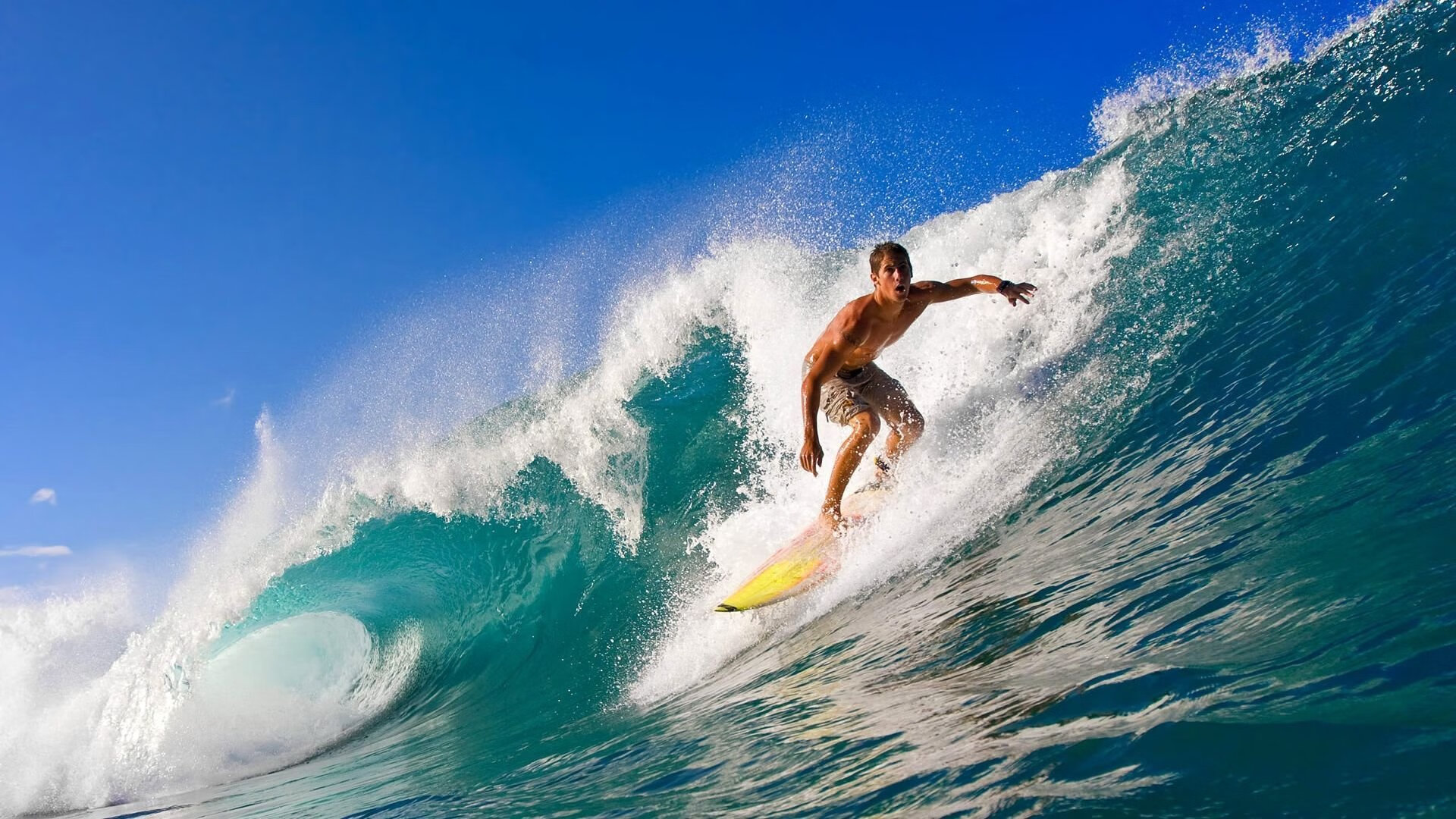 西甲德比硝烟未散，伊朗绝境求生映照皇马铁血基因