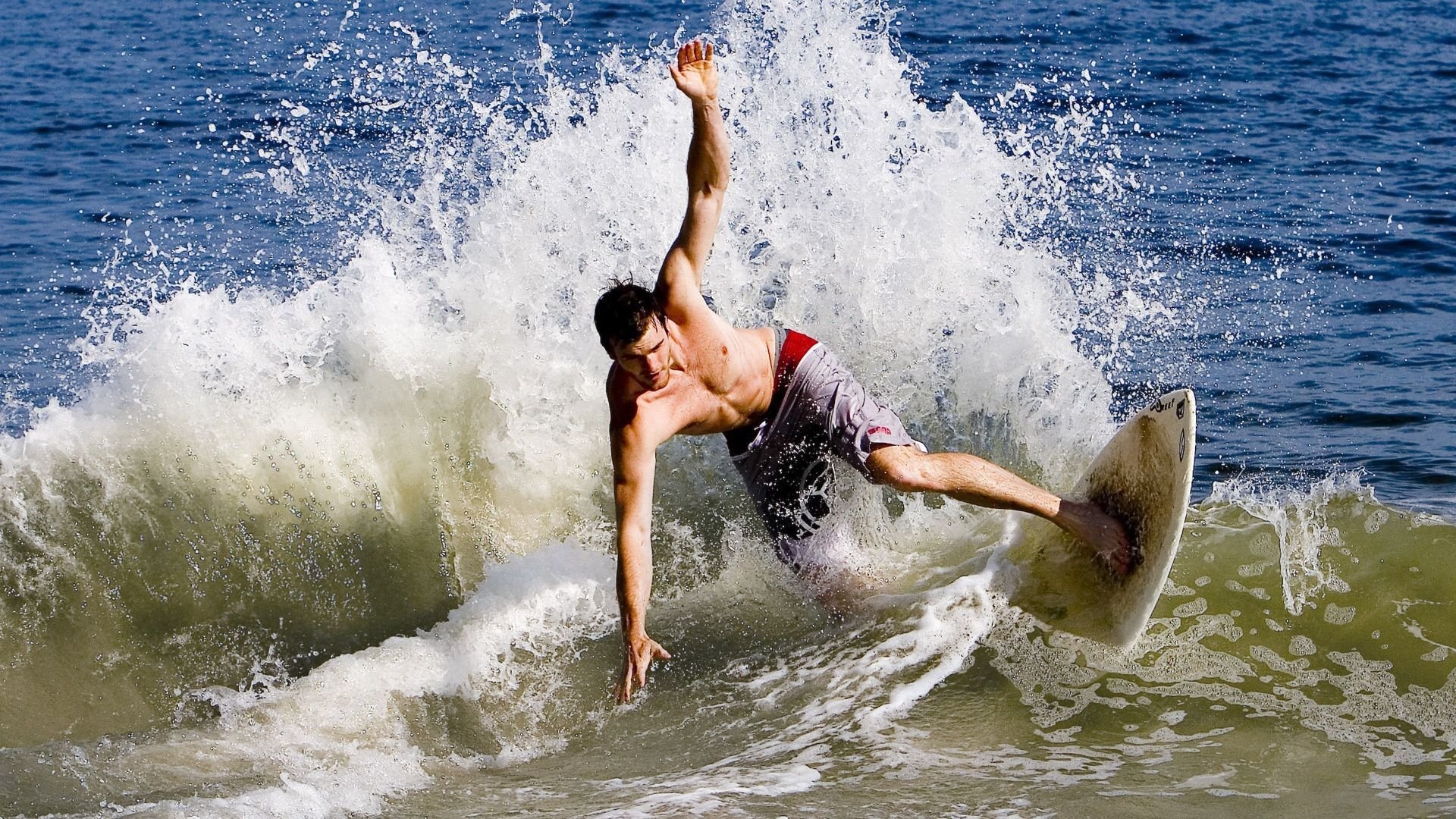 孤星闪耀，布克抢七夜的王者独舞